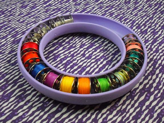 Grabbit Bobbinsaver with Retail Header