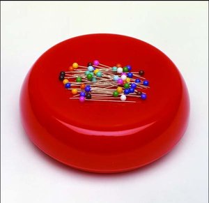 Grabbit Magnetic Pin Cushion